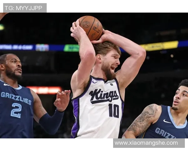 数据揭示:三分王本赛季表现起伏不定 数据揭示:三分王本赛季表现起伏不定