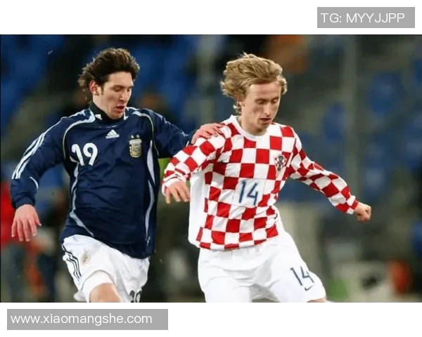 昔日恩怨再现！莫德里奇与老队友狭路相逢