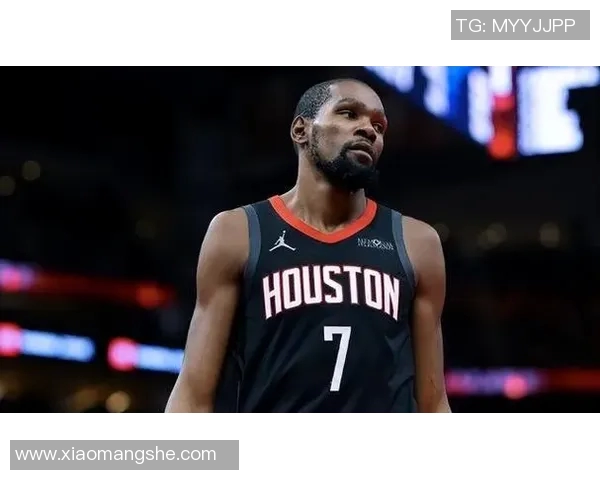 杜兰特因违规遭联盟重罚同时被禁赛官方公告引发热议 杜兰特因违规遭联盟重罚同时被禁赛官方公告引发热议